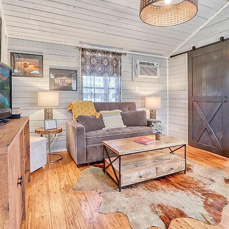 Creekside Cabins - The Texan Уимберли Экстерьер фото