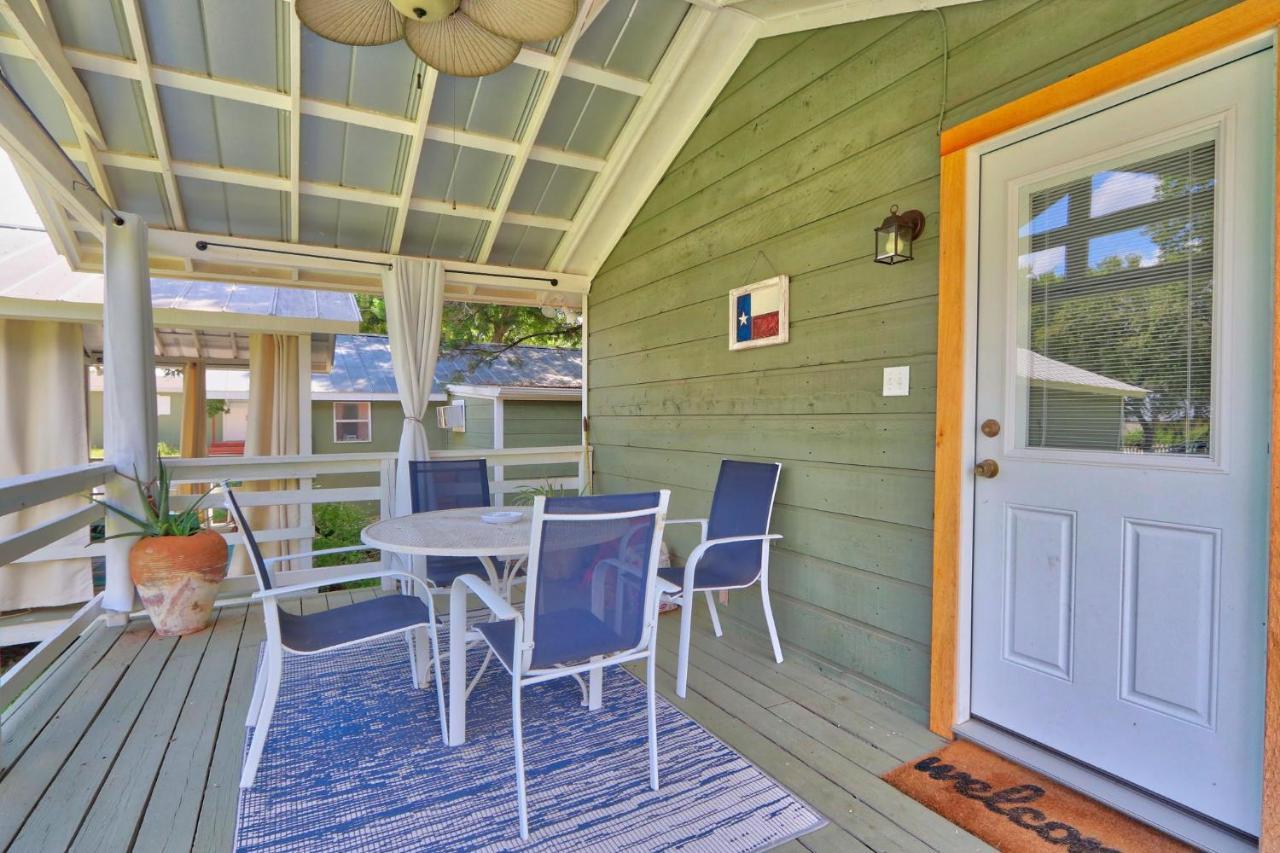 Creekside Cabins - The Texan Уимберли Экстерьер фото
