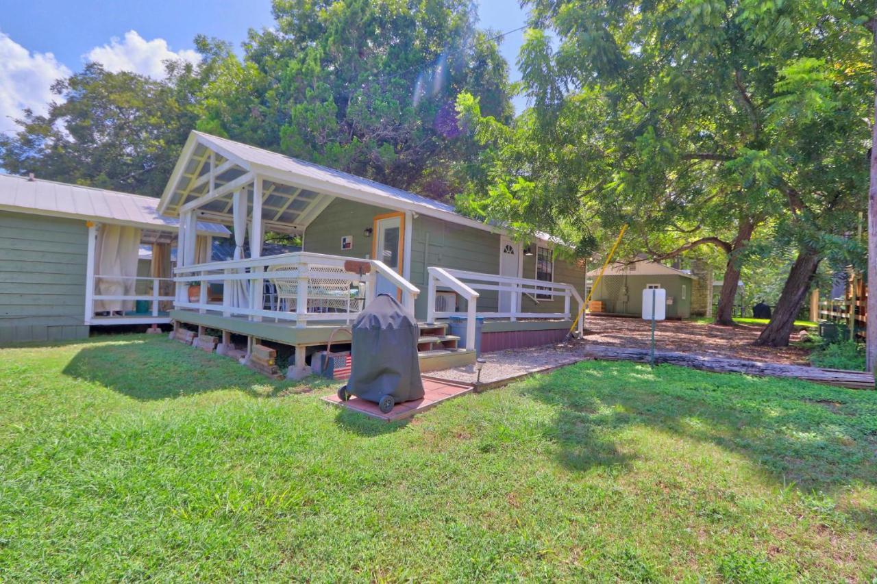 Creekside Cabins - The Texan Уимберли Экстерьер фото